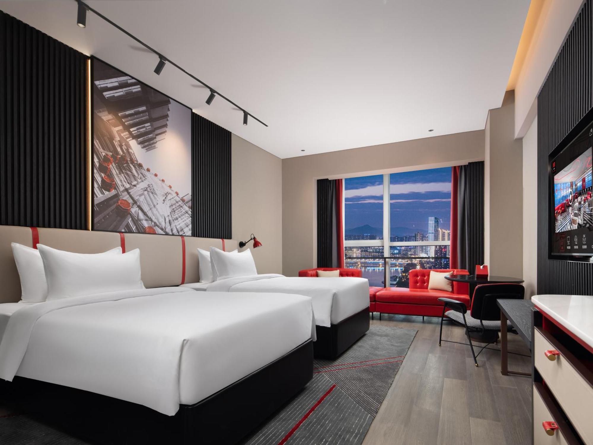 Radisson Red Hotel Zhuhai Gongbei Port Exterior photo