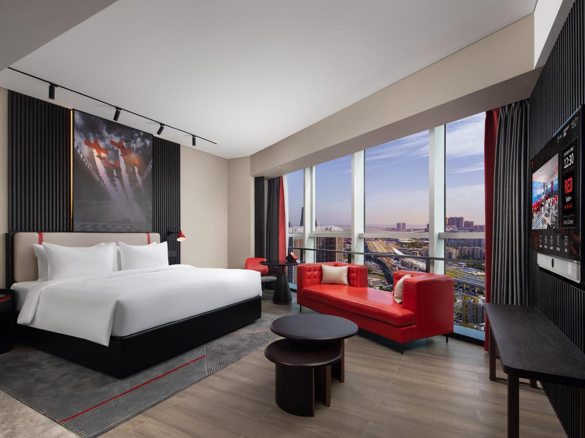 Radisson Red Hotel Zhuhai Gongbei Port Exterior photo